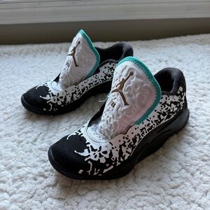 Nike Zion 3 Basketball Shoes